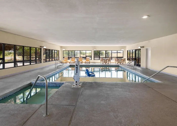 Days By Wyndham Hotel