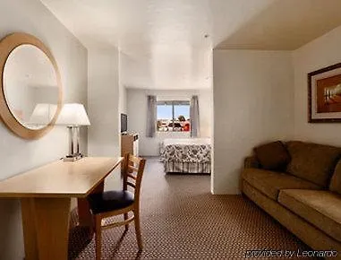 Days By Wyndham Hotel